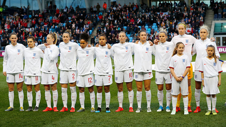แคทเธอรีน บรันต์ ‘การสูญเสียครั้งใหญ่’ ให้กับทีม ฟุตบอลหญิงทีมชาติอังกฤษ ในขณะที่เข้าสู่ยุคใหม่ ลิซา ไคท์ลีย์ กล่าว